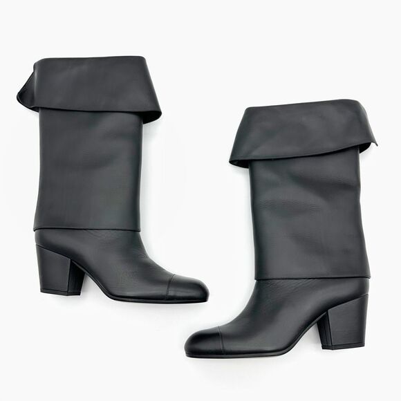 CHANEL Black 20K CC Logo Musketeer Boots Size 40 Cap Toe Leather Fold Over - Picture 6 of 14